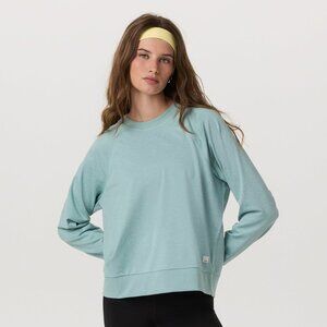 Vuori Women's Long-Sleeve Halo Crew - Light Blue